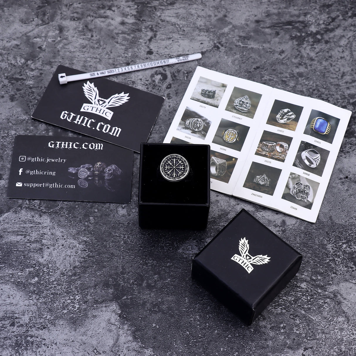 Anillo de acero inoxidable con nudo celta Vegvisir