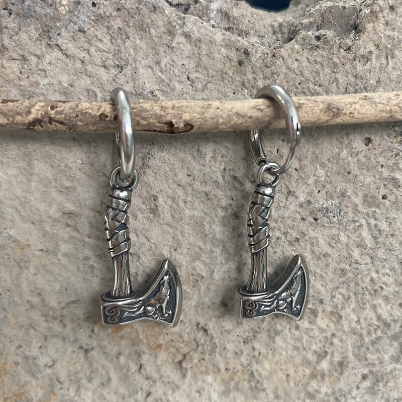 Pendientes de acero inoxidable con hacha vikinga y lobo