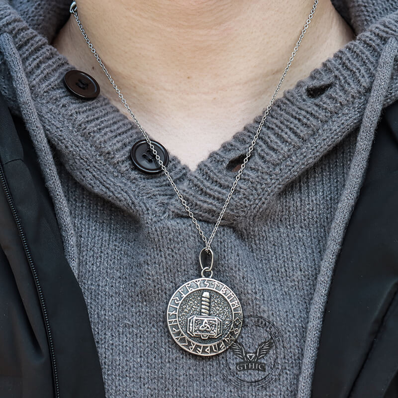 Colgante vikingo Mjölnir de acero inoxidable