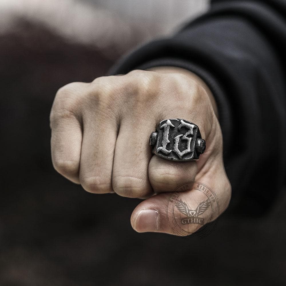 Vintage 13 Stainless Steel Skull Ring