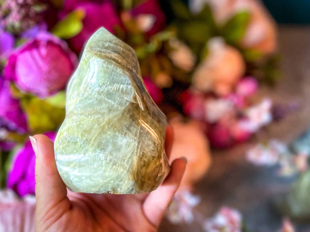 Sweet Yellow Moonstone Flames