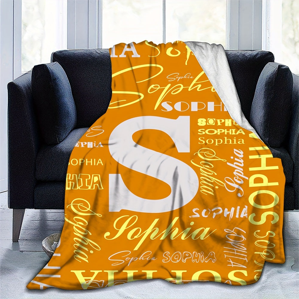 1pc Personalized Name Flannel Blanket - Cozy & Warm, Customized with Your Letters - A Perfect Commemorative Gift for Loved Ones, Ideal for Napping, Camping, & Travel Adventures