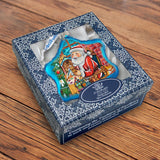 Adorno de vidrio con copos de nieve de Nativity Workshop de G. DeBrekht - Decoración navideña de Papá Noel y muñeco de nieve - 754-003