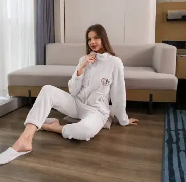 Women's Velvet Pajama Set - Lootquake