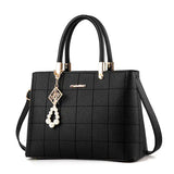 European and American Simple Hair Ball Handbags - Lootquake