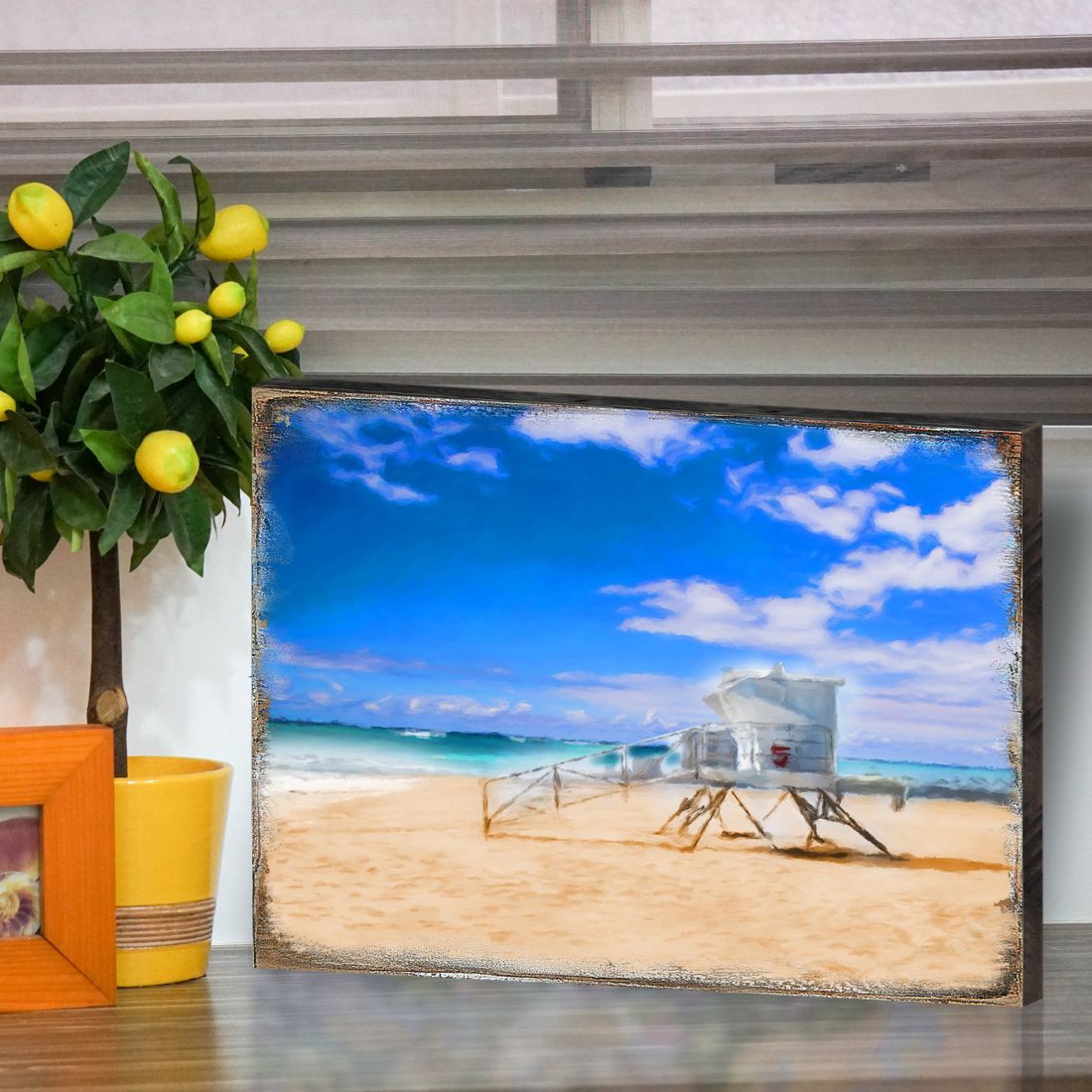 Torre de salvavidas de madera de Spady Beach, arte de pared costero de Nature Wonders - Decoración costera de vida marina - 95262B