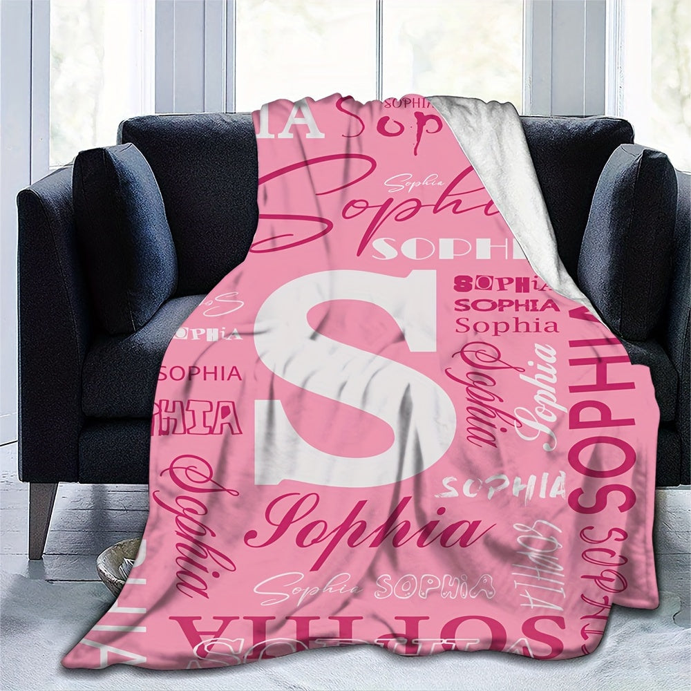 1pc Personalized Name Flannel Blanket - Cozy & Warm, Customized with Your Letters - A Perfect Commemorative Gift for Loved Ones, Ideal for Napping, Camping, & Travel Adventures