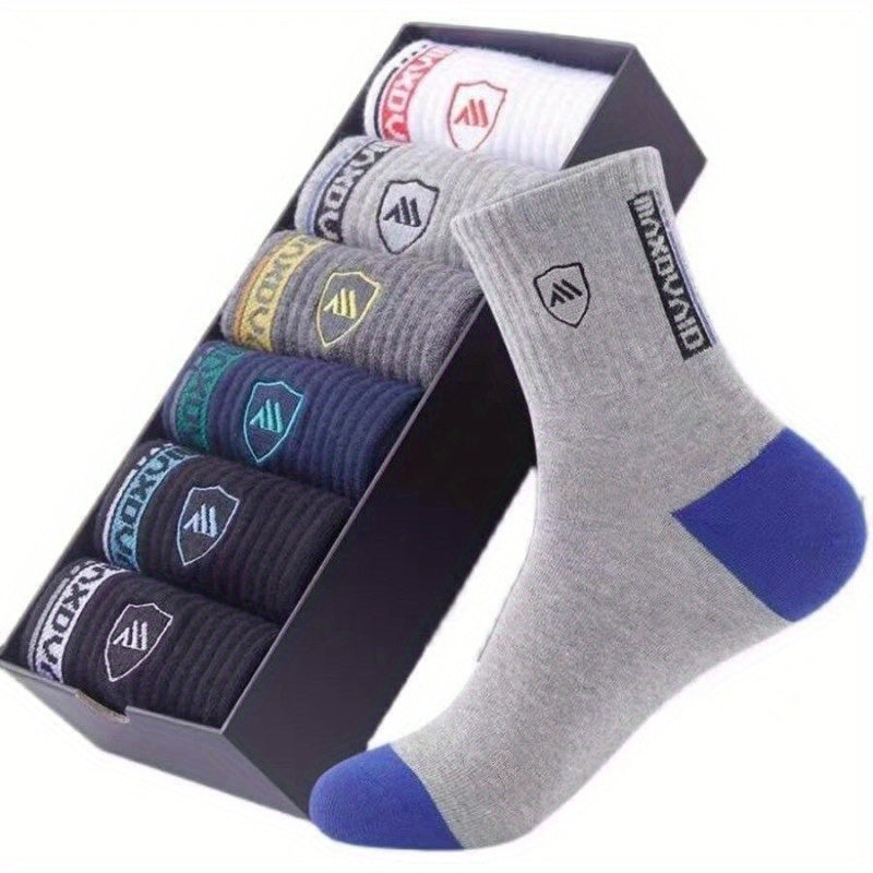 5 pares de calcetines deportivos de media caña para hombre, cómodos y transpirables, que absorben el sudor, ideales para entrenamiento de baloncesto y actividades al aire libre.