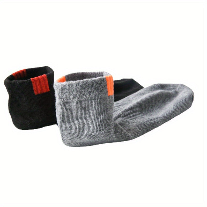 5 pares de calcetines tobilleros lisos para hombre, cómodos, transpirables, suaves y absorbentes del sudor, ideales para exteriores.