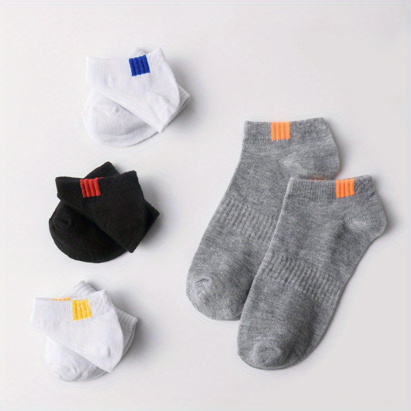 5 pares de calcetines tobilleros lisos para hombre, cómodos, transpirables, suaves y absorbentes del sudor, ideales para exteriores.