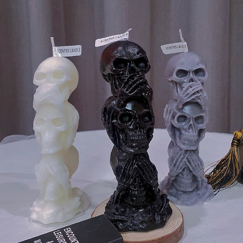 Vela perfumada de calavera de Halloween - Triple cabeza, diseño "No veo, no oigo, no digo nada", cera de soja, forma irregular, recipiente para vaso