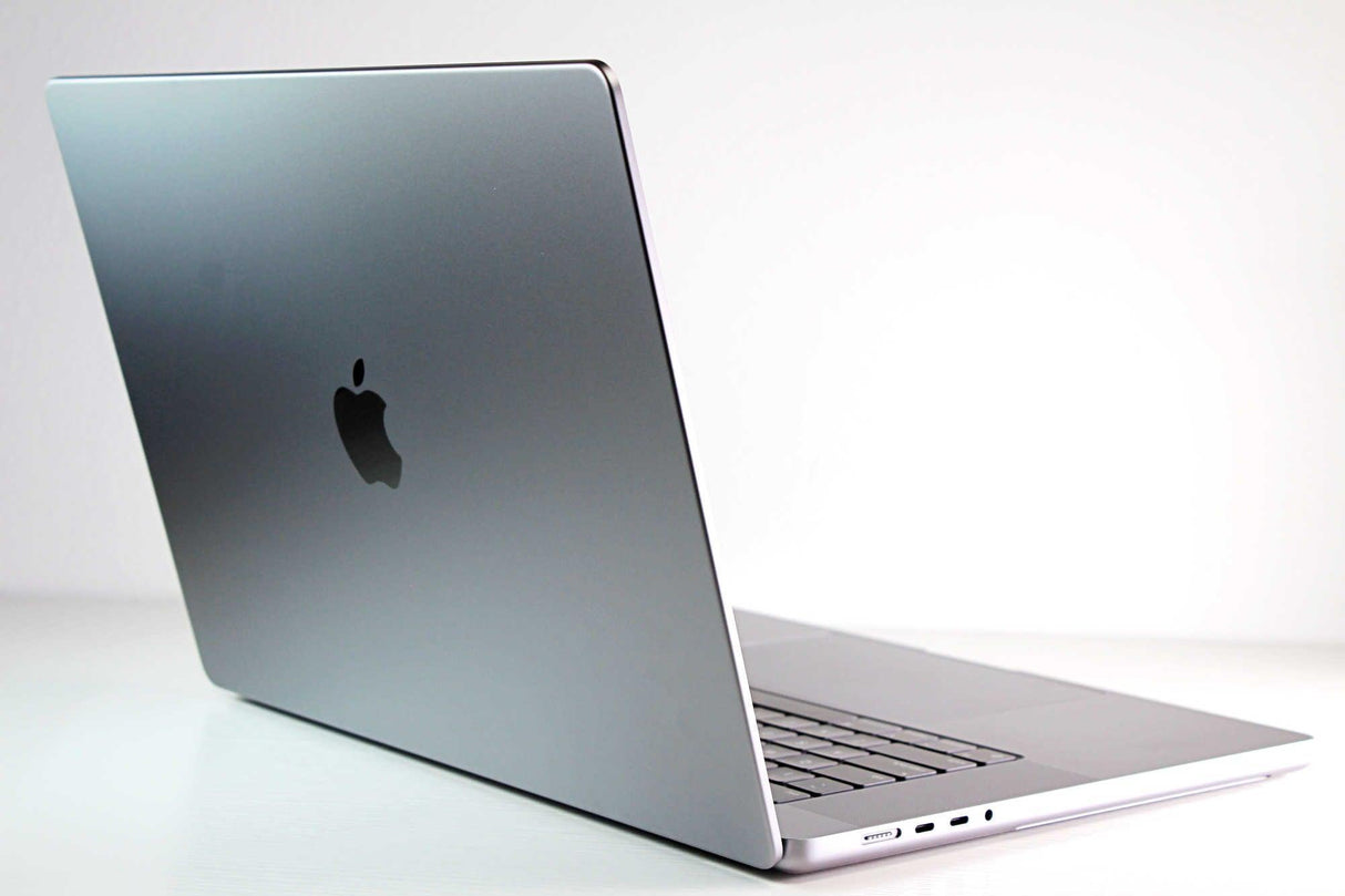2021 Apple MacBook Pro 16-inch M1 Max 32-Core GPU – 64GB RAM 4TB SSD | 100% BH