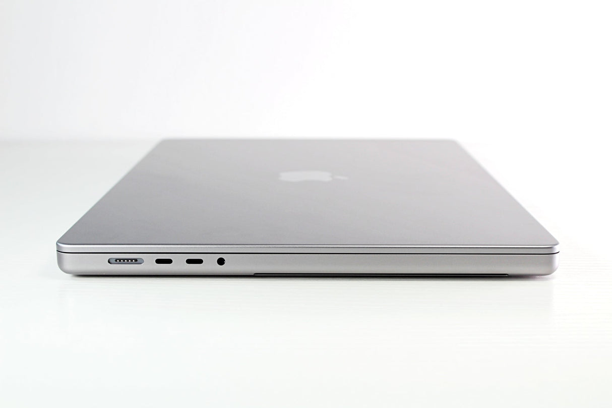 2021 Apple MacBook Pro 16-inch M1 Pro - 16-Core GPU 32GB RAM 2TB SSD | Like New
