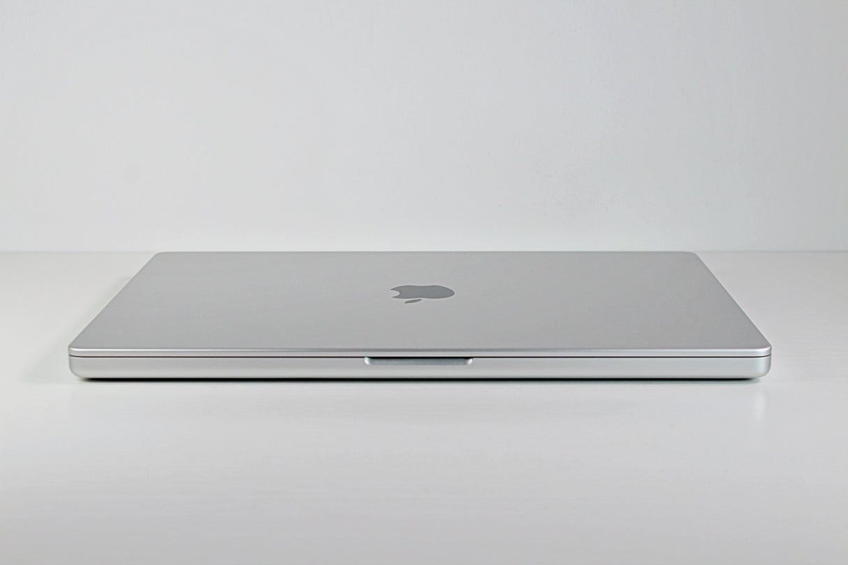 2023 Apple MacBook Pro 14-inch M2 Max – 38-Core GPU 96GB RAM 1TB SSD Silver | Excellent