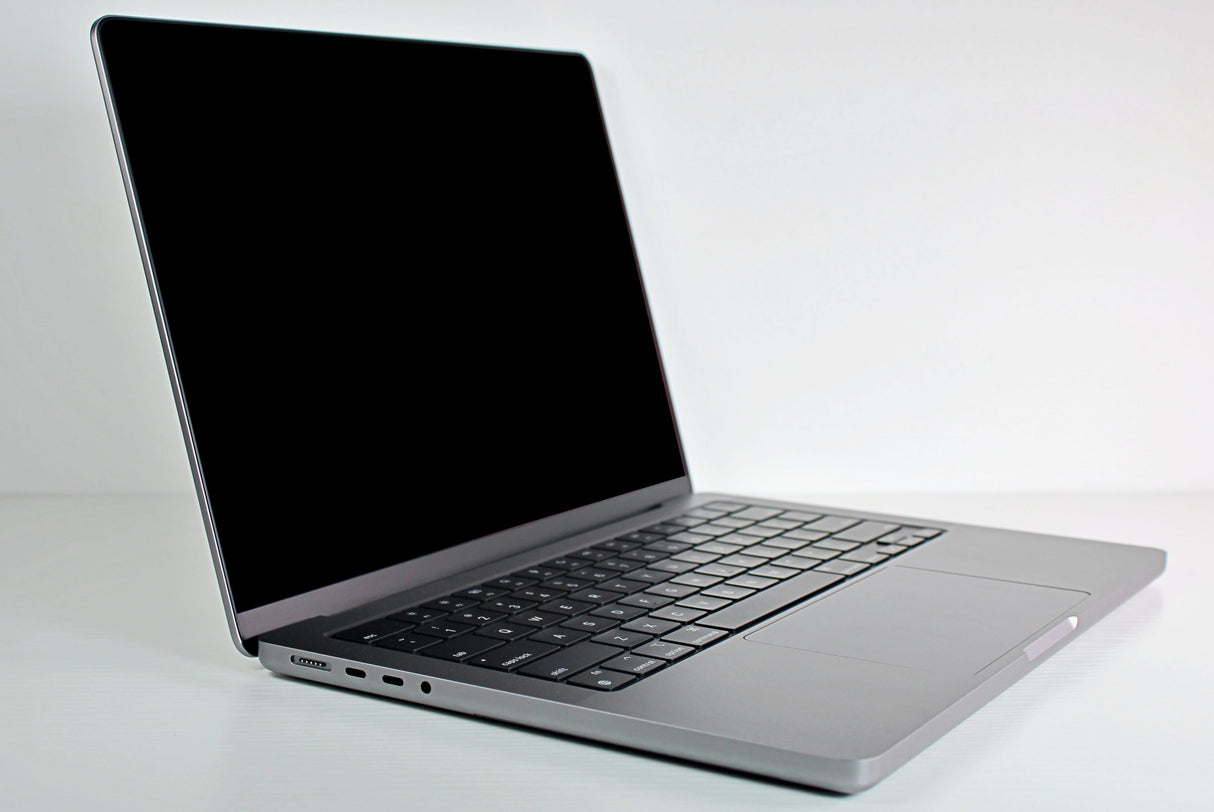 2023 Apple MacBook Pro 14-inch M2 Max – 38-Core GPU 96GB RAM 4TB SSD | Space Gray