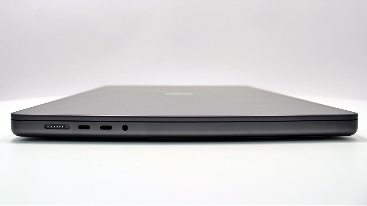 2023 Apple MacBook Pro 16-inch - M3 Max 40-Core GPU 128GB RAM 8TB SSD | Like New