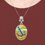 Collar con colgante de ancla de nácar bañado en plata - 44056