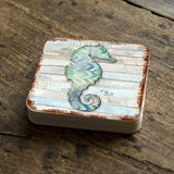 Juego de 4 posavasos de corcho de madera con diseño de caballito de mar de Nature Wonders - Decoración costera de vida marina - 8198517-2-9C-S4
