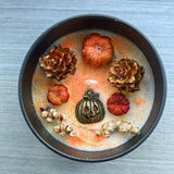 Bougie parfumée à la citrouille d'Halloween fabriquée à la main dans un pot en fer - Parfaite pour la décoration intérieure, l'aromathérapie et les célébrations saisonnières