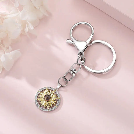 Fashion Personality Photo Projection Keychain - Lootquake
