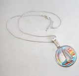 Collar con colgante de velero de nácar bañado en plata, estilo costero - 44043