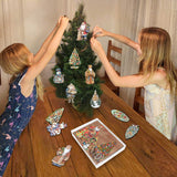 Papá Noel de todo el mundo - Papá Noel de inspiración afroamericana - Juego de 3 adornos de madera de G. DeBrekht - Decoración navideña de Papá Noel y muñeco de nieve - 8091310S3