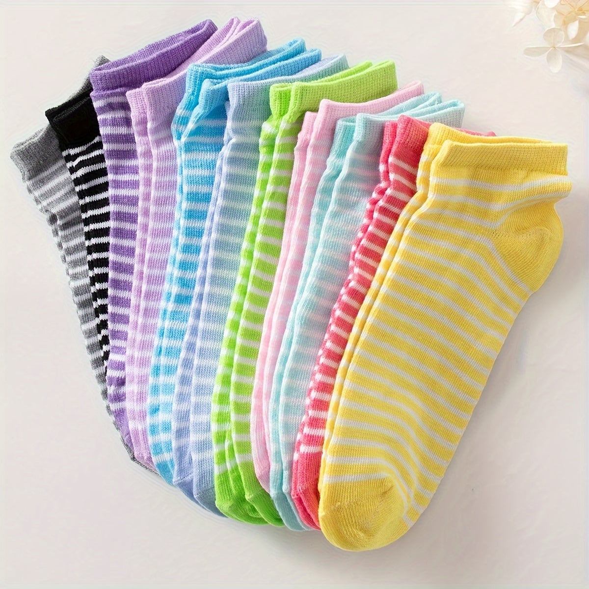 20/40 Pairs Heart Print Socks, Valentine's Day Candy Colored Ankle Socks, Women's Stockings & Hosiery