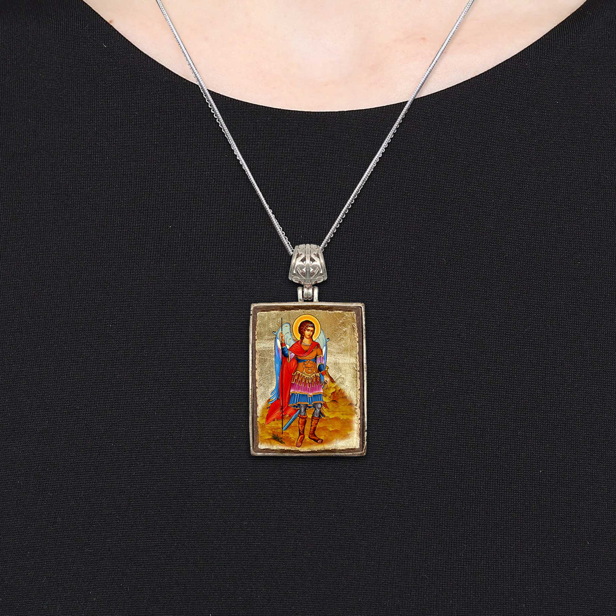 Collar de San Miguel, joyería religiosa, bañado en plata, cabujón de madera bañado en oro - Icono sagrado ortodoxo - Decoración inspiradora - 43022R