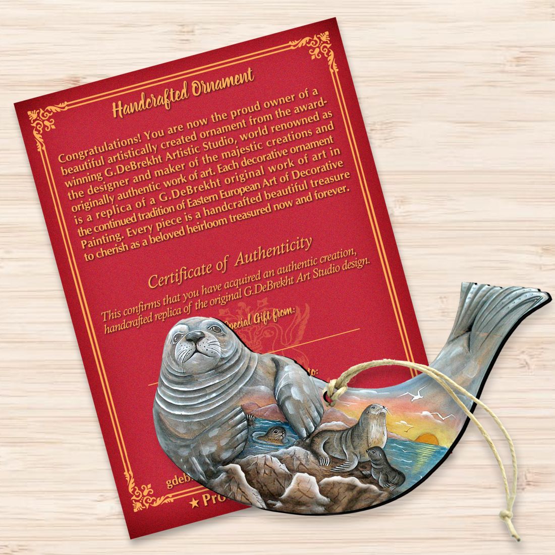 Adornos de madera con forma de foca de G. DeBrekht - Decoración navideña costera - 8158914