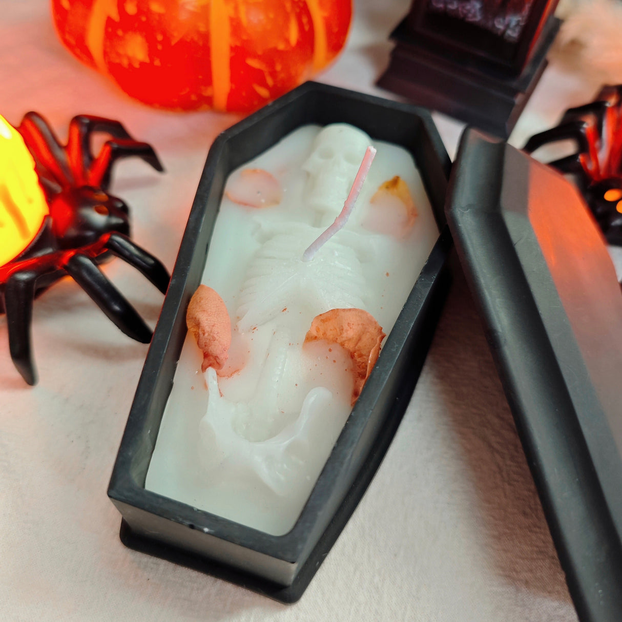Bougie parfumée à la rose et squelette effrayant - Bougie chauffe-plat en cire de soja pour décoration d'Halloween, usage intérieur