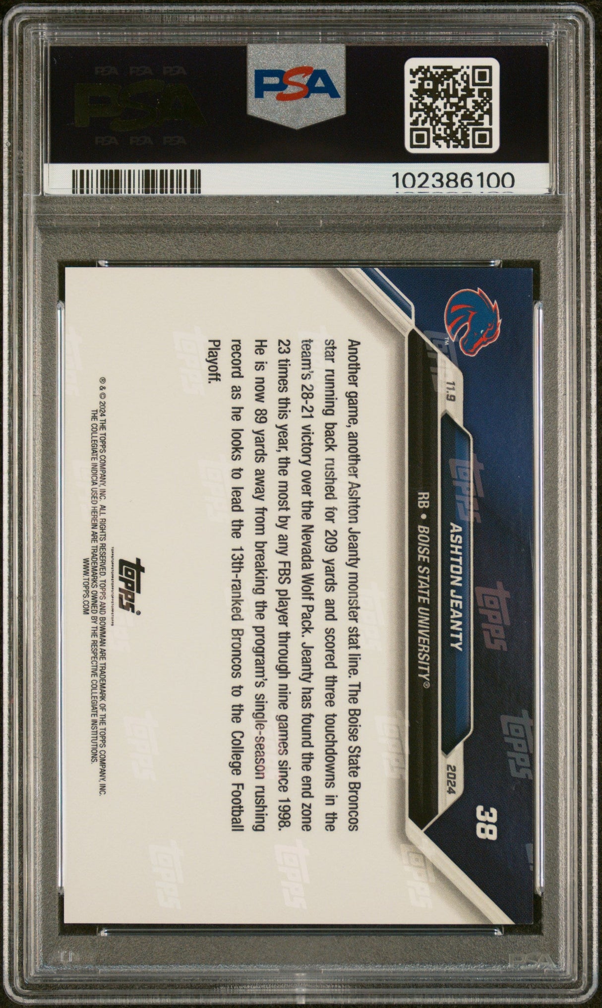 Tarjeta de fútbol americano Ashton Jeanty #38 Rookie RC de Topps Bowman U. calificada en 2024. PSA 10 Gem Mint.
