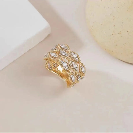 Carved Gold Vintage Court Style Hollow Pattern Ring - Lootquake