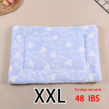 Manta rectangular para mascotas, resistente a la suciedad y para todas las estaciones - Cómoda cama con estampado de pata de perro y corazón (1 unidad)