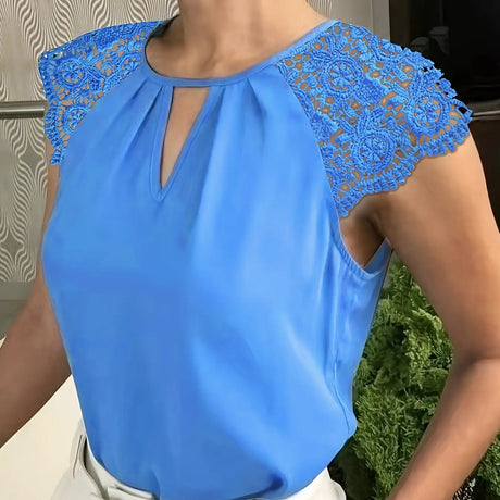 Women's Summer Top With Contrasting Lace Buttonhole Collar - Lootquake