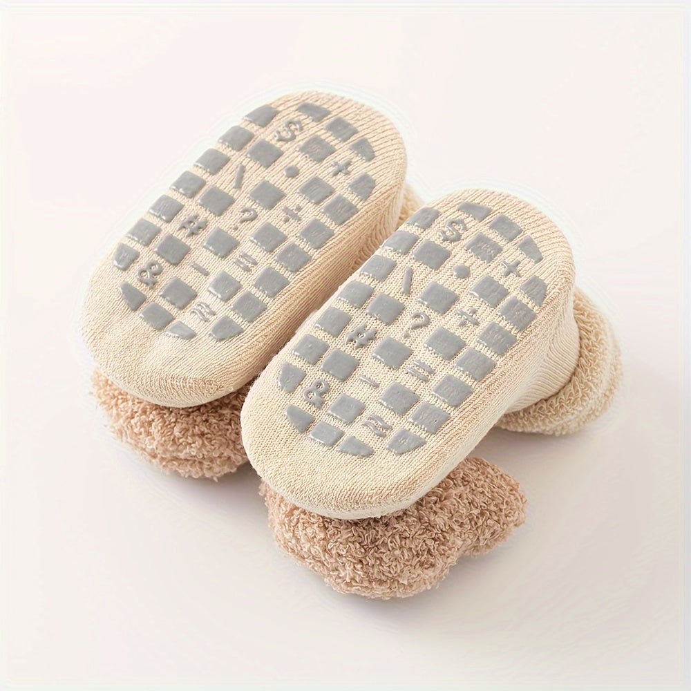 3 pares de calcetines de invierno ultrasuaves con adorables diseños de osos: cómodos, antideslizantes y cálidos para bebés y niñas. ¡Un conjunto perfecto para niños pequeños!