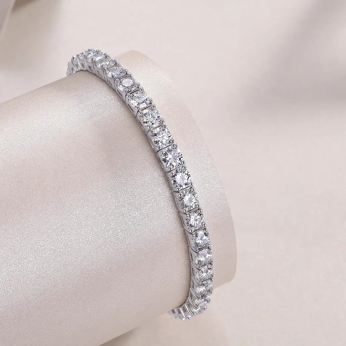 Gravitation Luxury Fashion Mossan Diamond S925 Silver Bracelet - Lootquake