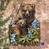 Grin &amp; Bear it - Arte mural de madre y cachorro oso grizzly de J. Bergsma - Decoración navideña de vida silvestre - 8591947W-JB