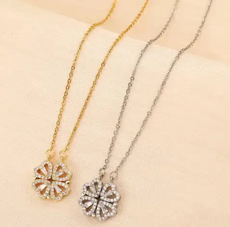 Rose Gift Box with Four-Leaf Grass and Heart Necklaces - Lootquake