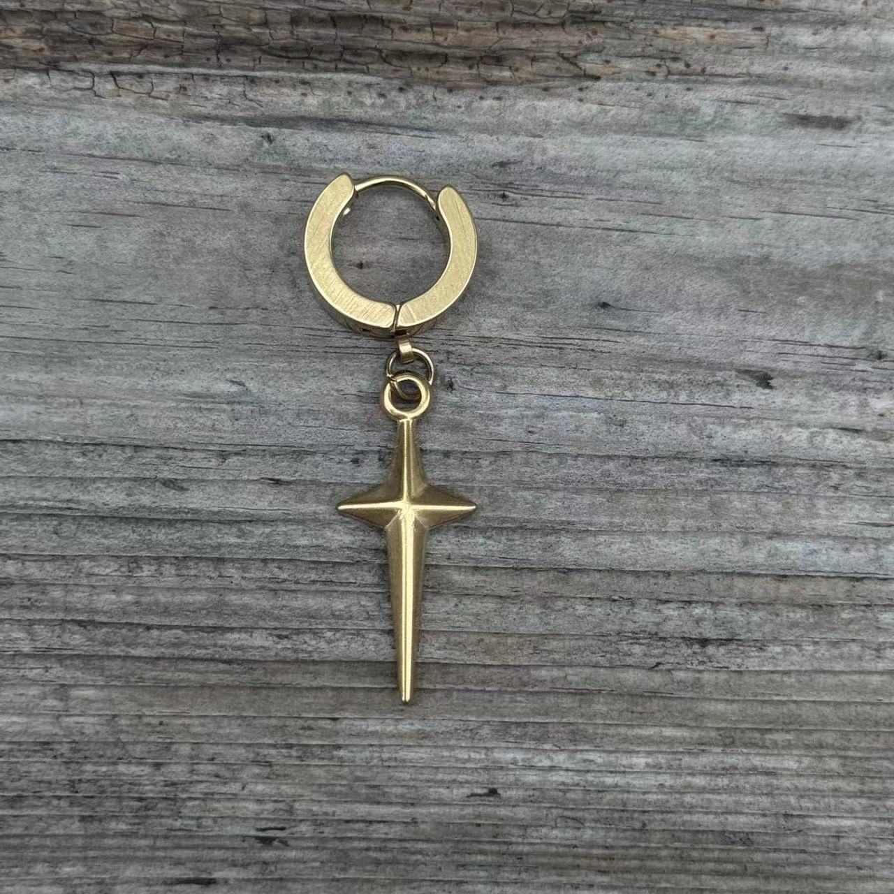 Pendientes de aro de acero inoxidable con estrella de 4 puntas