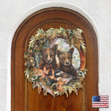 Arte de pared Simple Joys: Cachorros de oso negro con abejas, de J. Bergsma - Decoración navideña con temática de vida silvestre - 8591850W-JB