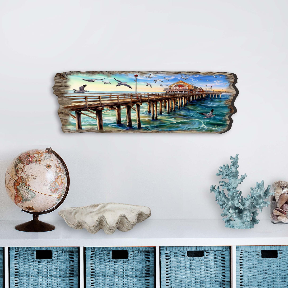 Arte mural de madera con panorama de muelle de G. DeBrekht Coastal Decor - 8491103W