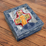 Adorno de cristal de Crisóstomo de G. DeBrekht - Decoración navideña para la Natividad - 758-007