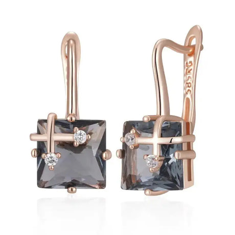 French Hollow Pattern Heart-shaped Earrings - Lootquake