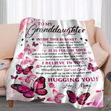 Manta de franela suave y acogedora, con estampado de mariposas: ¡un regalo navideño perfecto para la nieta de parte de la abuela!
