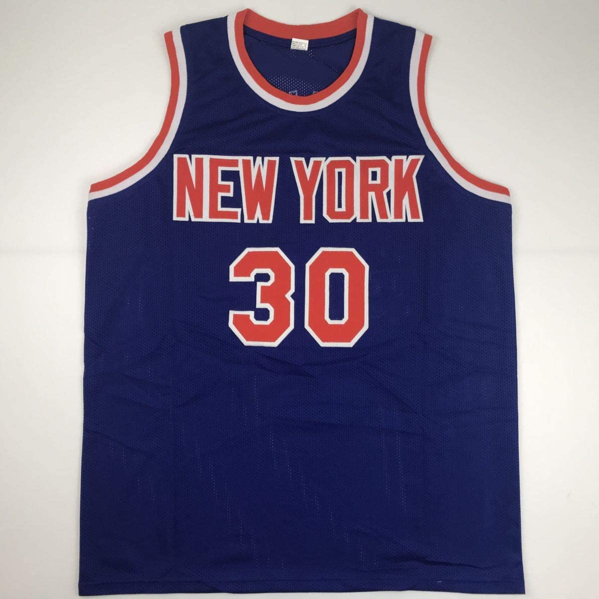 Camiseta de baloncesto azul de Nueva York autografiada/firmada por Bernard King Beckett BAS COA