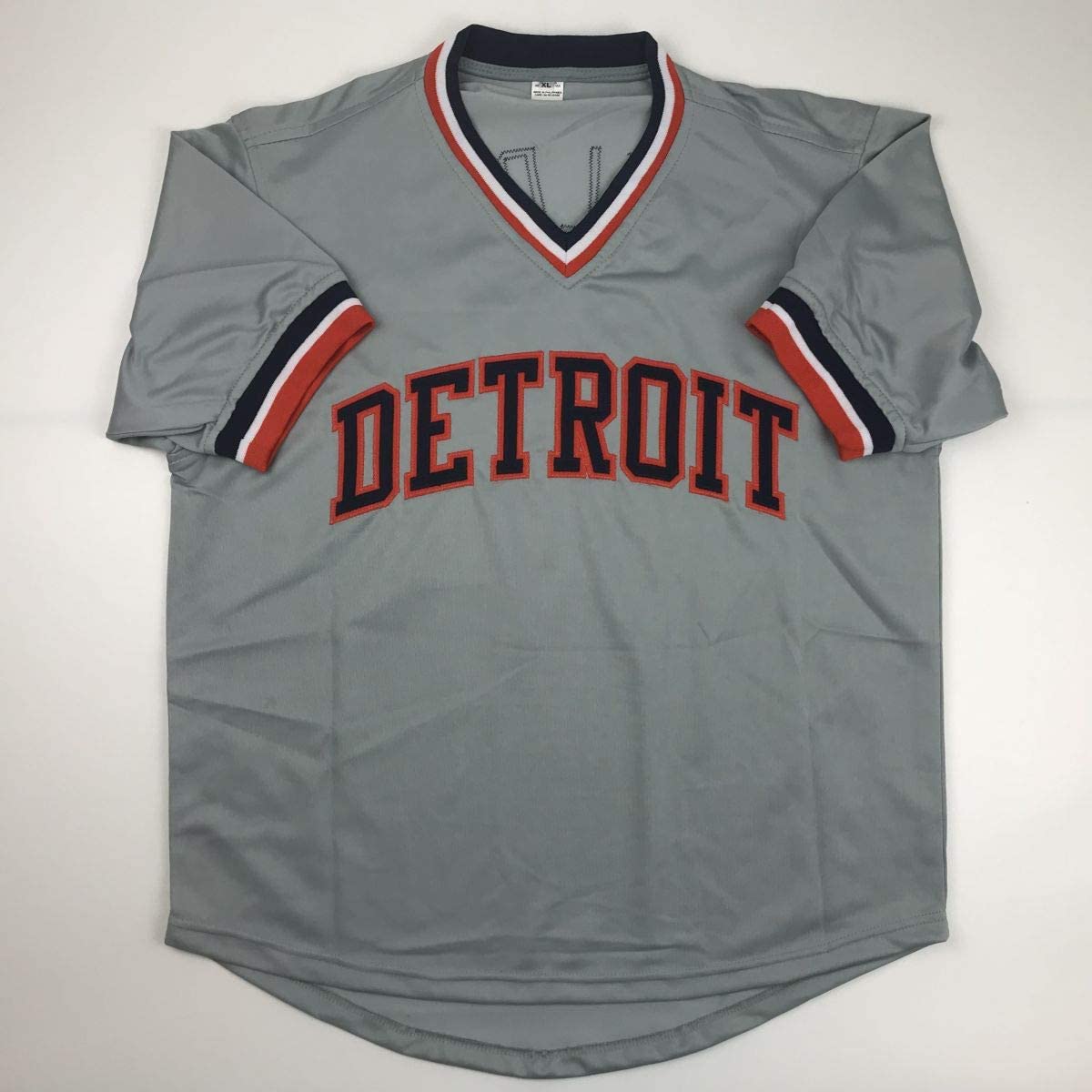 Camiseta de béisbol gris de Detroit autografiada/firmada por Cecil Fielder (JSA COA)