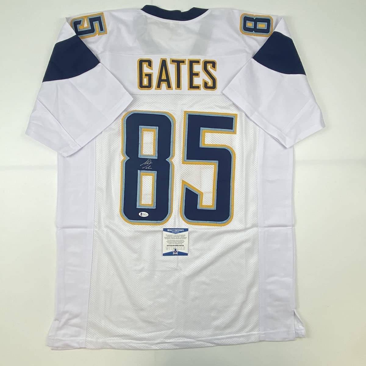Camiseta de fútbol blanca de Los Ángeles LA autografiada/firmada por Antonio Gates Beckett BAS COA