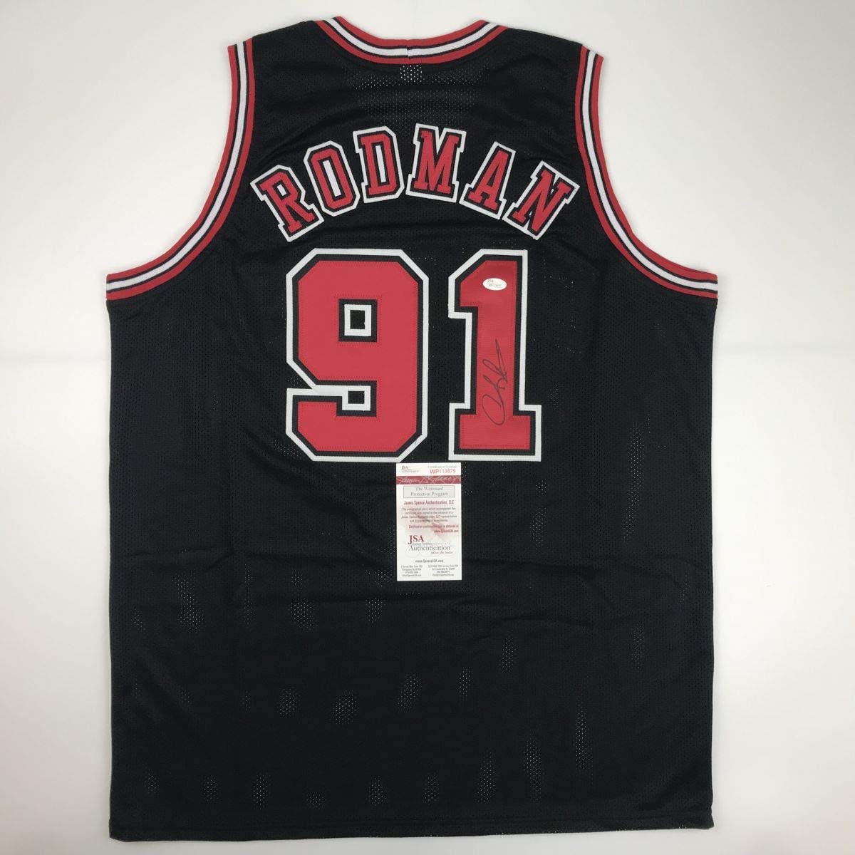 Camiseta de baloncesto negra de Chicago autografiada y firmada por Dennis Rodman (JSA COA)