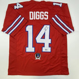 Camiseta de fútbol americano autografiada/firmada por Stefon Diggs, color rojo búfalo, Beckett BAS COA