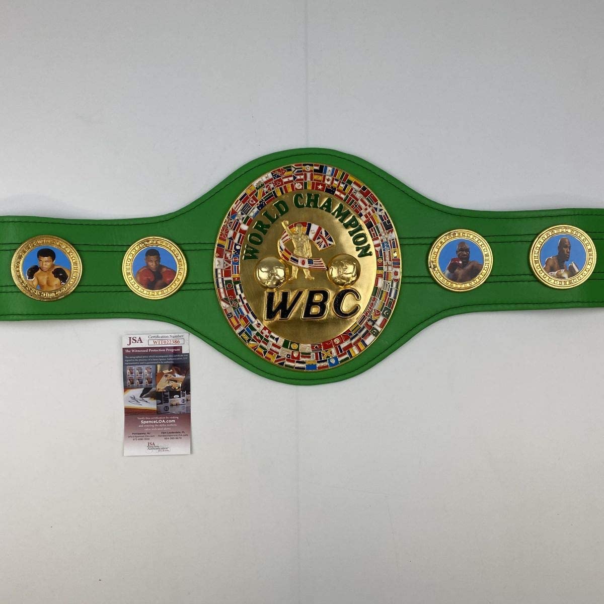 Cinturón de campeonato de boxeo WBC verde autografiado/firmado de Mike Tyson (JSA COA)